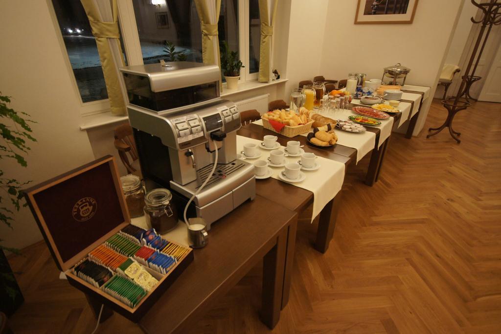 Hotel Pod Zelenym Dubem Bohumín Dış mekan fotoğraf